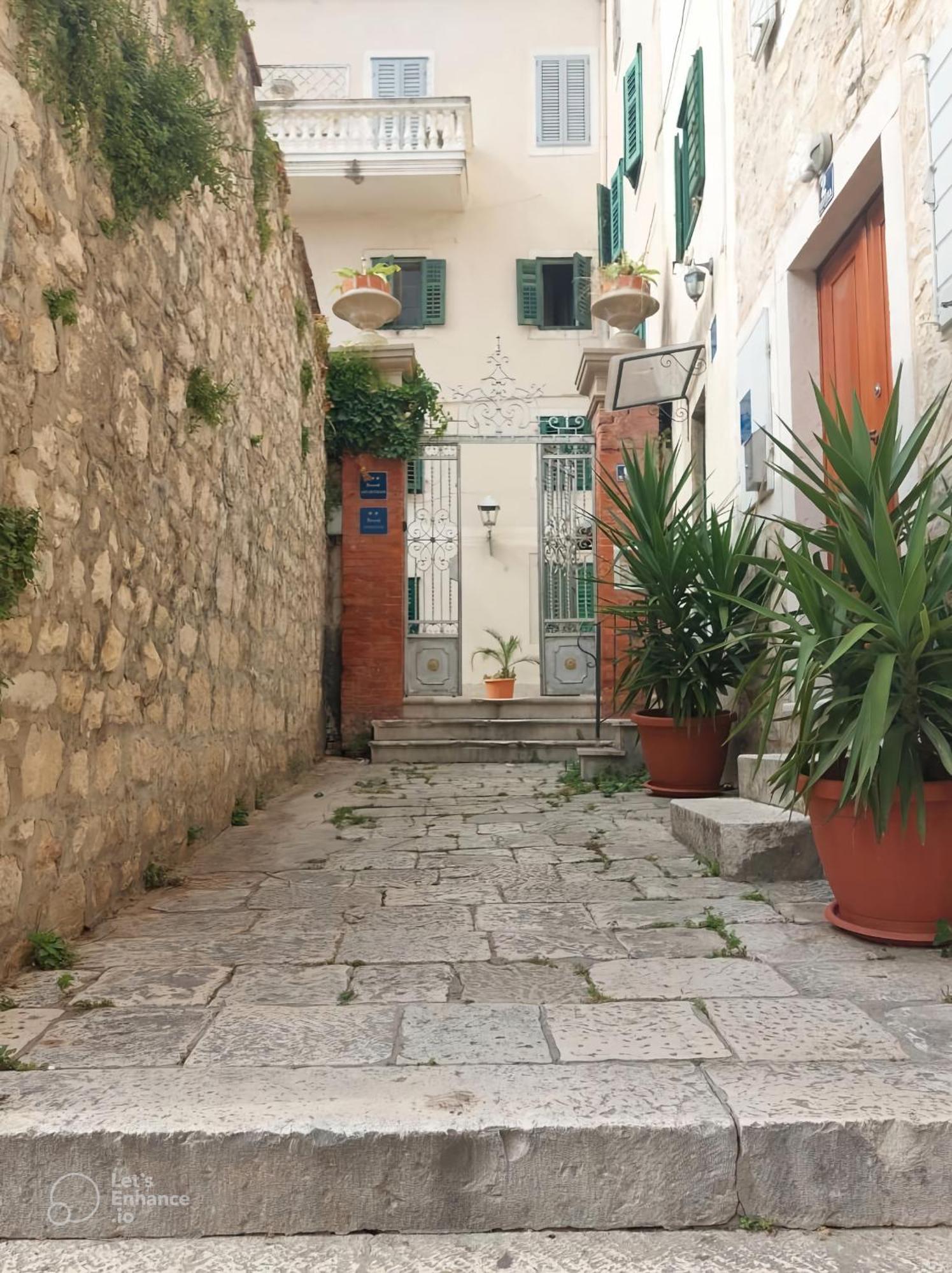 Garden In The Center Daire Split Dış mekan fotoğraf